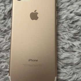 Apple iPhone 7 ゴールド 本体