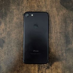 iPhone7 128GB 画面割れSIMロック有