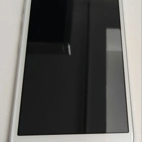 ドコモ らくらくスマートフォン F-42A ホワイト docomo