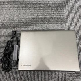 TOSHIBA dynabook R63/B Core i5 SSD256GB
