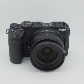 【中古】 (ニコン) Nikon Z 30 16-50 VR レンズキツト【中古カメラ デジタル一眼】 ランク：B