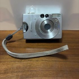 Canon IXY DIGITAL 200 本体（16ほ）