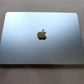 M2 MacBook Air 13.6インチ 8GB 512GB