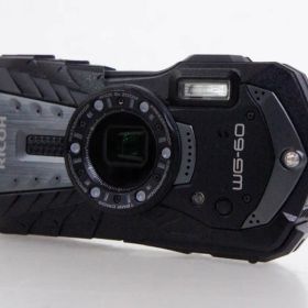 【中古】RICOHリコー デジタルカメラ 1600万画素 WG-60 防水防塵 タフネス仕様