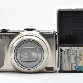 フジフィルム FUJIFILM FinePix F550EXR