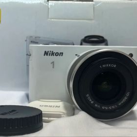 Nikon1 J1ホワイト標準ズームレンズキット Nikon