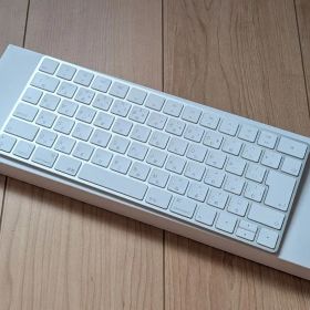 Apple Magic Keyboard 日本語配列 + SDカードリーダー