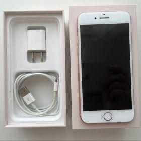 iPhone 8 ゴールド 64 GB SIMフリー