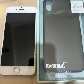 Apple iPhoneSE第二世代 本体 ※カバー付き