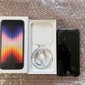 Apple iPhone SE (第3世代) 64GB
