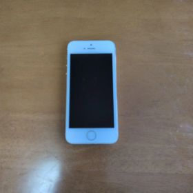 Apple iPhone 5s 本体 ゴールド