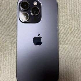 Apple iPhone 14 Pro 本体