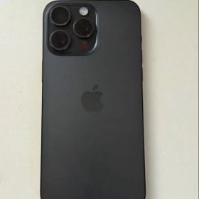iPhone 15Pro Max 256GB ブラックタニウム バッテリー85%