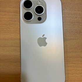 Apple iPhone 15 Pro 本体