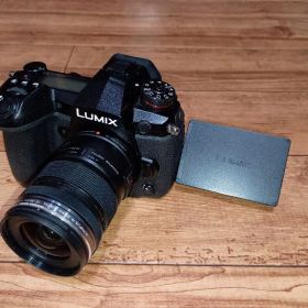 Panasonic LUMIX DC-G9 PRO 本体+レンズ