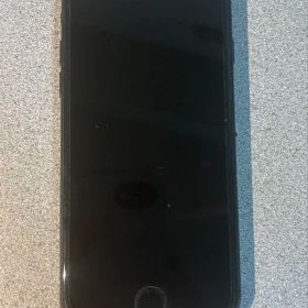 き*ル様 Apple iPhone 7 ブラック 本体 32GB