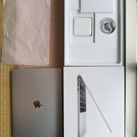 MacBook Pro 2020 13.3インチ 16GB/512GB 美品