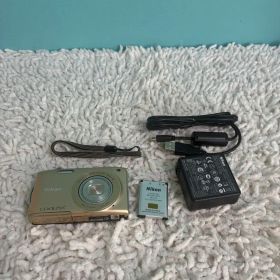 Nikon COOLPIX S3300 ゴールド 充電器 バッテリー付 デジカメ