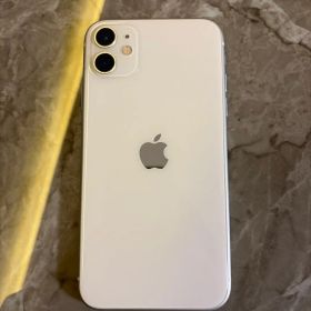 Apple iPhone 11 64GB ホワイト 本体