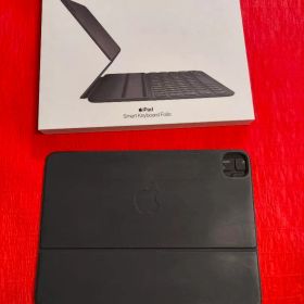 Apple iPad Smart Keyboard Folio