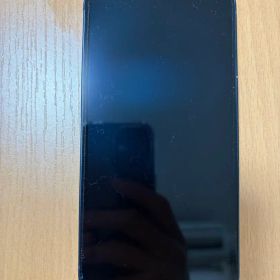iPhone 13（背面傷あり）値下げ交渉可