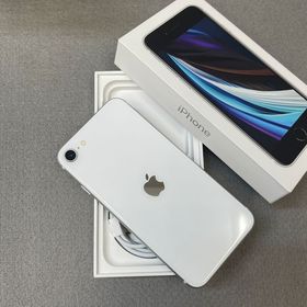 iPhone SE2 64Gb ホワイト 国内版SIMフリー 送料無料
