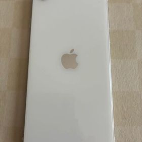 よ*る様 Apple iPhone SE 第2世代 ホワイト 本体