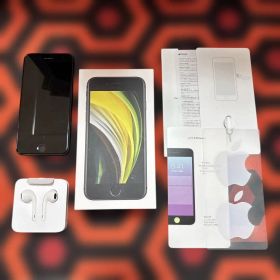 iPhone SE Black 64GB