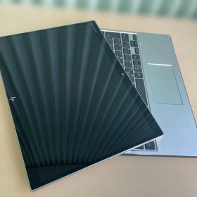 【第8世代i5・8GB・SSD256GB】HP Elite x2 G4