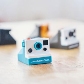 超小型 デジタルカメラ ESCURA Retro1 レトロ1 デジタルミニカメラ 軽量 携帯 コンパクト トイカメラ キーホルダー
