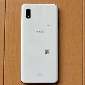 Galaxy A20 SCV46 ホワイト 本体