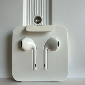 Apple EarPods