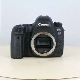 【中古】 (キヤノン) Canon EOS6D MarkII ボディ【中古カメラ デジタル一眼】 ランク：B
