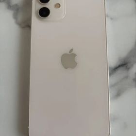 Apple iPhone 12 64GB ホワイト 本体