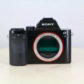 【中古】(ソニー) SONY α7 (ILCE-7) ボディ
