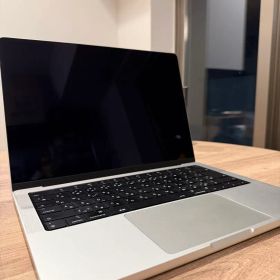【極良品】MacBook Pro 14インチ M2 Pro 16GB/512GB