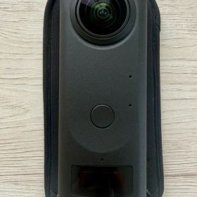 RICOH THETA Z1｜2019年購入｜中古美品｜ケース付｜360度カメラ