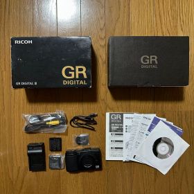 RICOH GR DIGITAL III 元箱、取説付き 動作確認済 1502回