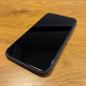 Apple iPhone 11 ブラック 本体