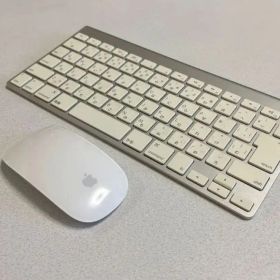 Apple Wireless Keyboard & Magic Mouse