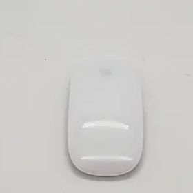 【中古】Apple Magic Mouse 2 (2015) シルバー MLA02J/A【府中ル・シーニュ】保証期間１週間