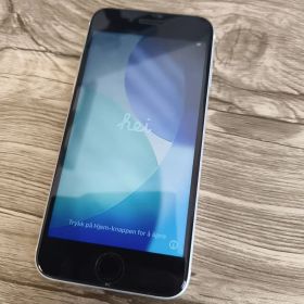 Apple iPhone SE2 本体 ホワイト