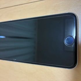 Apple iPhone SE 第2世代 ホワイト 本体