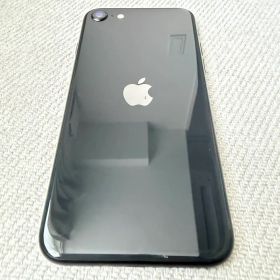 t*a様 【初期化済・美品】iPhone SE2 82% SIMフリー ブラック