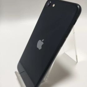 iPhoneSE3 64GB SIMフリー新品バッテリー100％ 整備保証付き 本体 中古 ミッドナイト 目立った傷や汚れなし
