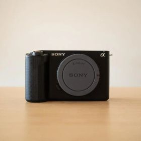 【美品】SONY ZV-E1 ボディ ケージ付 フルサイズ ミラーレス 一眼