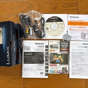 Panasonic LUMIX DMC-FH7 カメラ無し 付属品のみ