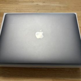 バッテリー99% MacBook Air 13インチ Intel スペースグレー