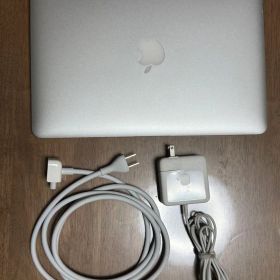 美品 MacBook Air 13インチ 2015 256GB 箱・充電器付