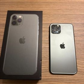 iPhone11Pro 256GB ミッドナイトグリーン 本体/イヤホン/コード